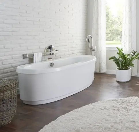 Here Are Your Choices When It Comes To A New Bathtub